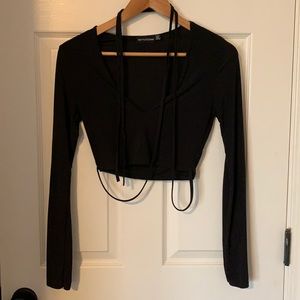PrettyLittleThing black crop top